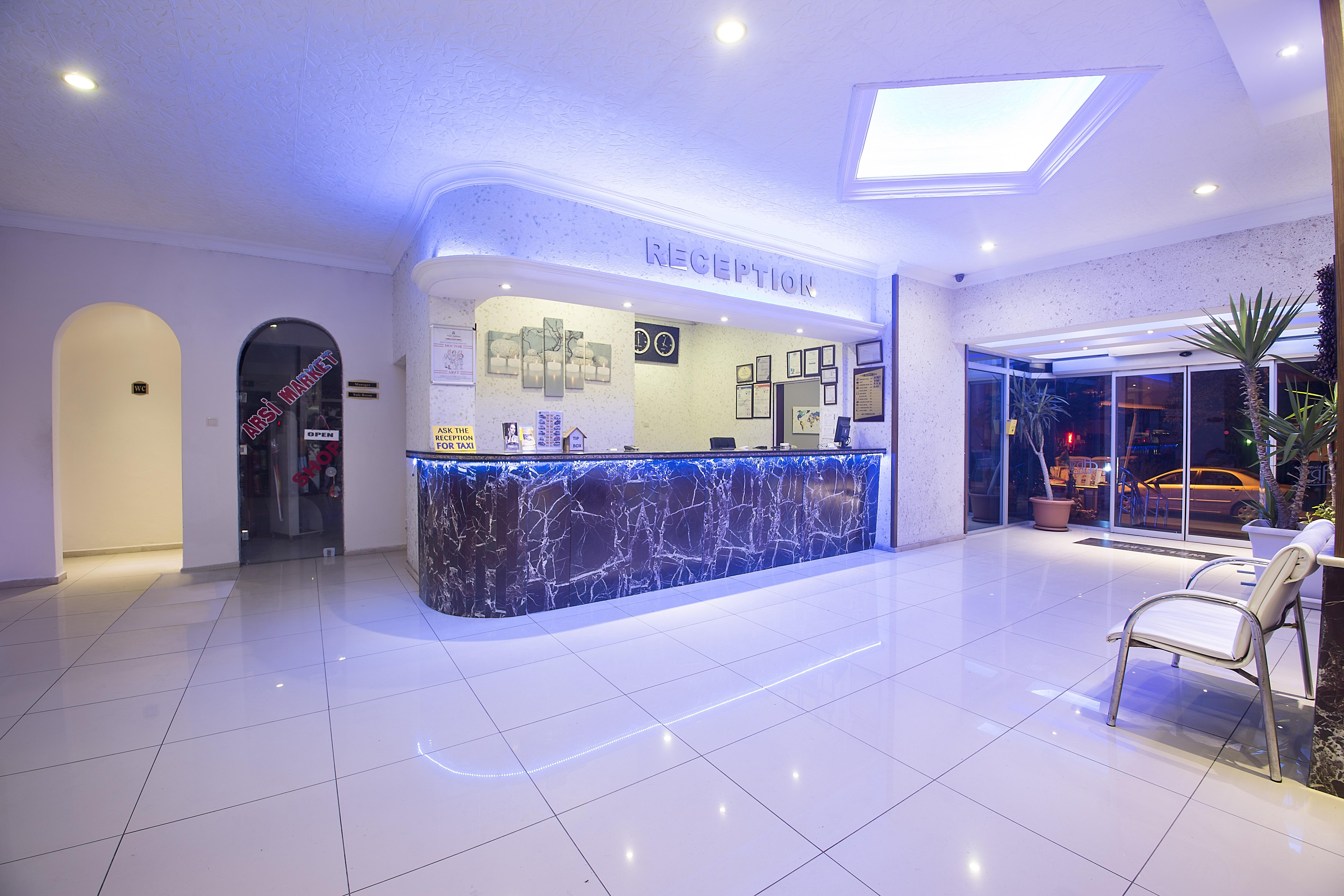 Kleopatra Arsi Hotel Alanya Bagian luar foto