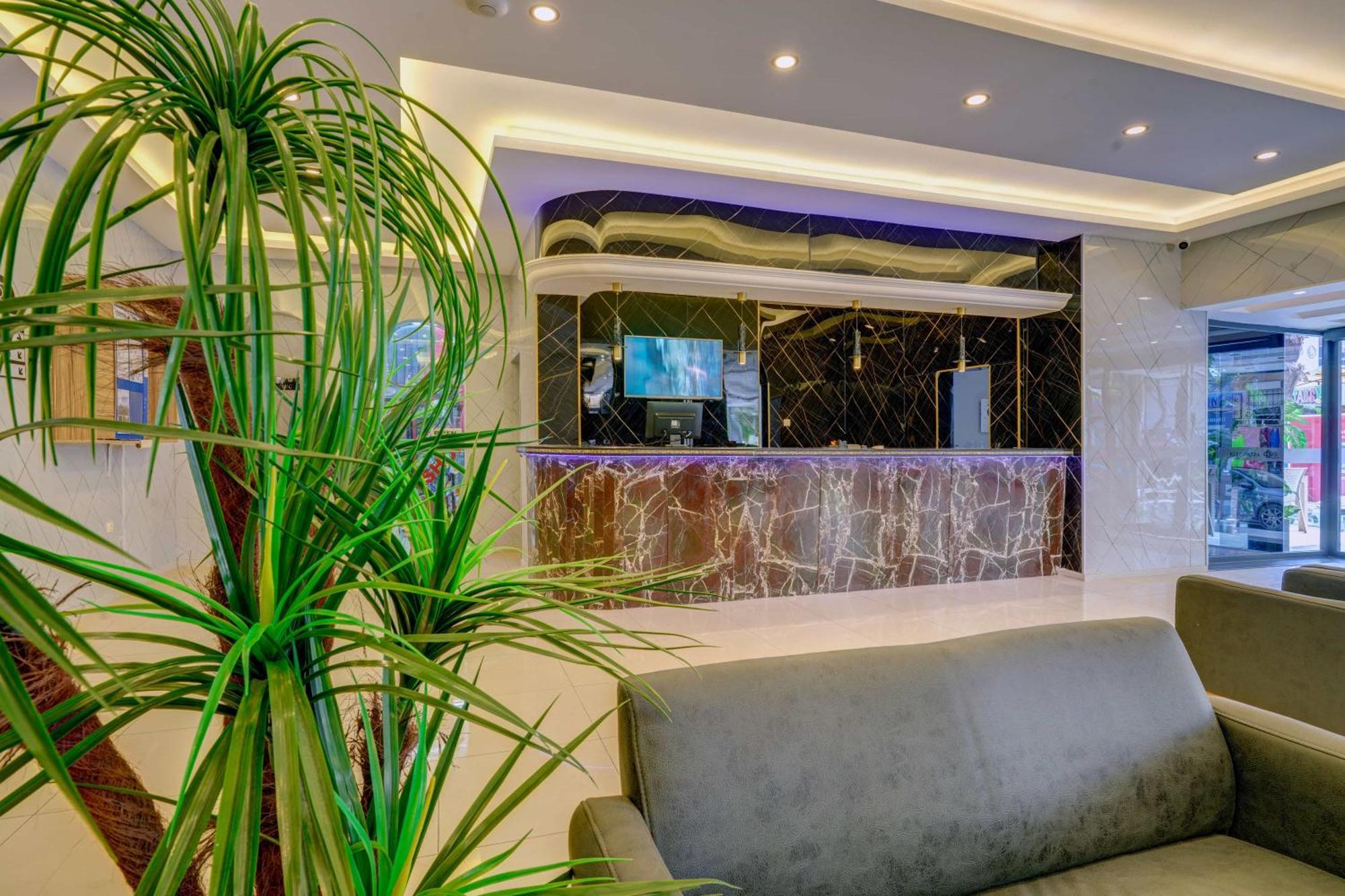 Kleopatra Arsi Hotel Alanya Bagian luar foto