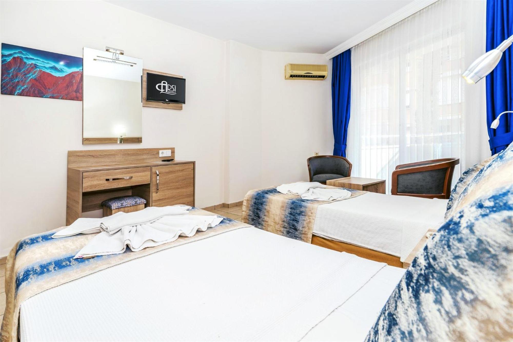 Kleopatra Arsi Hotel Alanya Bagian luar foto